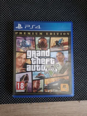 شريط جي تي أي 5 (GTA V) بلايستيشن 4 بحالة ممتازة