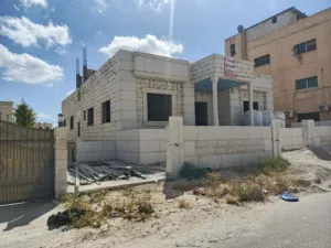550 m2 4 Bedrooms Villa for Sale in Amman Al Yadudah