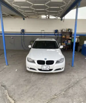 بي ام e90 موديل2011 للبيع