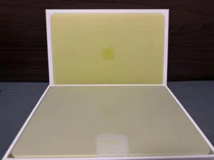 MacBook Neo 13”