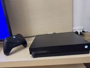 XBOX ONE X 1T with original controller xbox