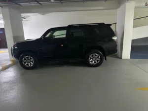 Used Toyota 4 Runner in Muscat