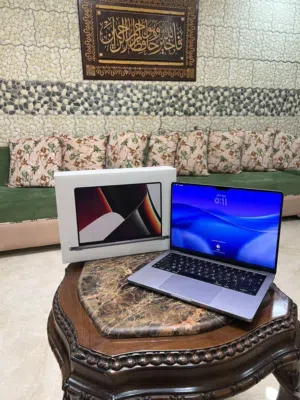 Macbook m1 pro chip liked new