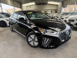 Hyundai Ioniq Hybrid موديل 2021 موديل فحص كامل كلين تايتل السعر حره