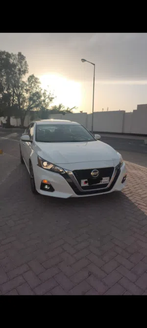نيسان التيما موديل 2019 مطلعة من الوكالة 2021