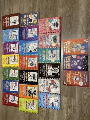 DIARY OF A WIMPY KID FULL COLLECTION + DIARY OF AN AWESOME KID