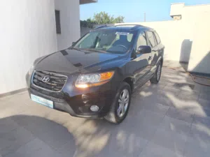 Used Hyundai Santa Fe in Tripoli