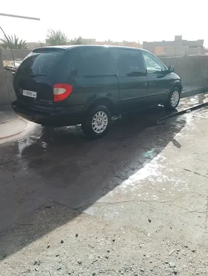 Used Chrysler Voyager in Nalut