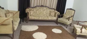 طقم كنب غرفة ضيوف للبيع