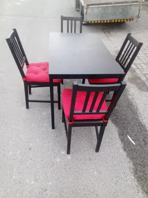 طاولة طعام اربعةكراسي من ايكياءشبةجديد