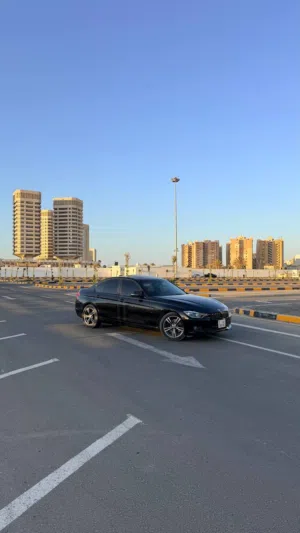 BMW 328. F30