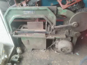 منشار حديد كهرباء واحد فاز شغال 100% موجود في القويسمه للبيع ب 150