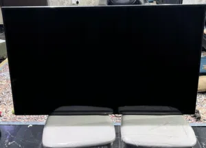 تلفزيون LG 50 بوصه مستعمل شغال بس في خط ب25 ريال