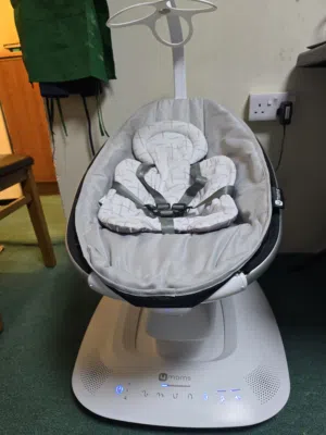 4moms mamaRoo Baby Swing – Like New, Gently Used, Bluetooth Music