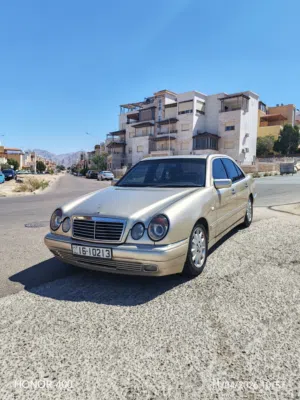 مرسيدس بنز 1998