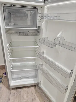 Good condition midea fridge available