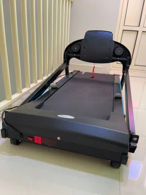 جهاز مشي للرياضة