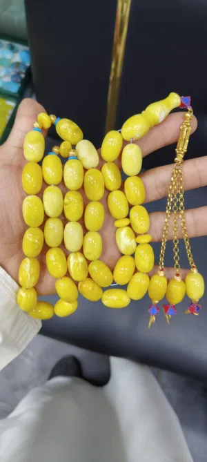 مسابيح كهرب بولوني احجام مختلفه والوان مختلفه مسابيح جميله جداً جداً جداً