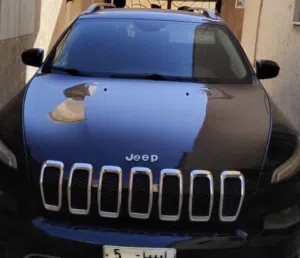 سيارة jeep بحاله جيده