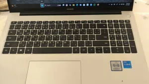 Huwaei matebook D16