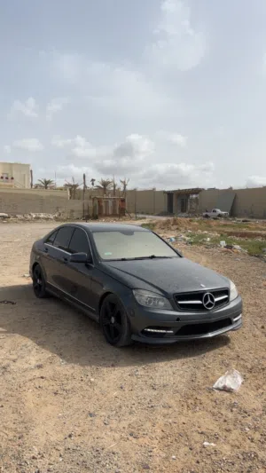مرسيدس c300 2011