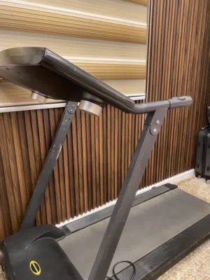 جهاز مشي للرياضة