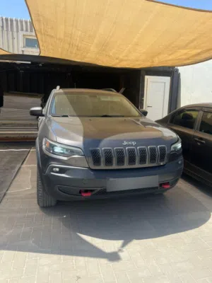 Jeep Cherokee 2020 -Trail-hawk  4X4 3.2 liter