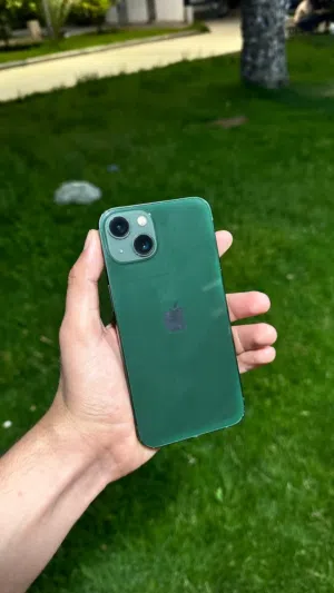 Apple iPhone 13 128 GB in Tripoli