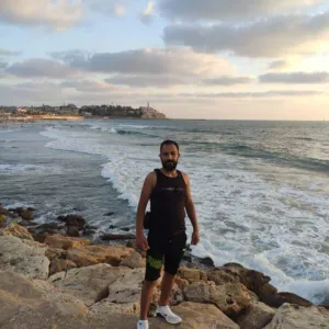 طارق حافظ احمد حماد 