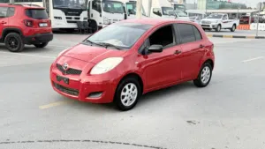 تويوتا يارس 2009 احمر هاتشباك