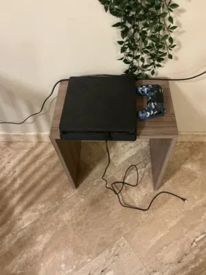 PS 4 SLIM very new