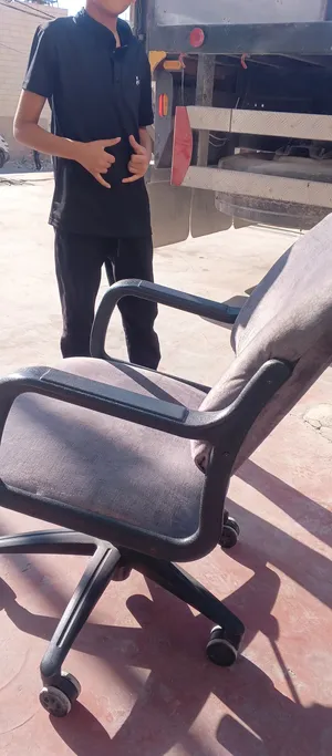 ‏أثاث مكتبي ‏.‏ مستعمل‏1