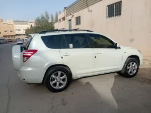 راف فور 2010 مستعملة للبيع