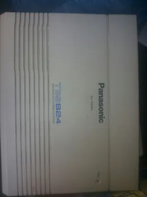 مقسم بدالة باناسونيك Panasonic PABX موديل KX-TES824 .