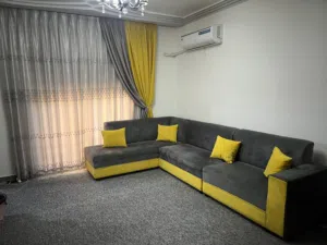 طقم كنب كورنر بحالة ممتازة
