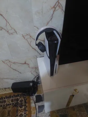 مطلوب بلي 5 سلم