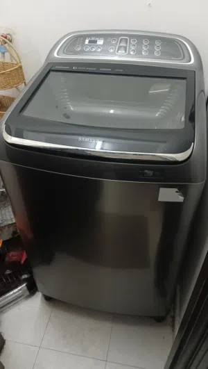 16 kg Samsung washing machine for sale in good condition with one month warranty delivery is availab