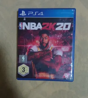 لعبة NBA 2K20 PS4 أصلية اللعبة شغالة 100% بدون  مشاكل الأسطوانة بحالة ممتازة السعر 450 قابل للتفاوض