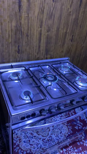 طباخ نضيف ستيل نوعيته زينه خمس عيون