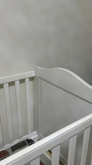 سرير اطفال