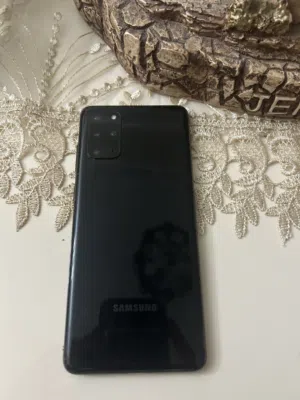 تلفون Samsung s20 5G بحالة ممتازة