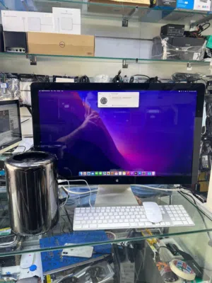 Apple mac mini pc with 27 inch mac monitor ram 16 gb ssd 1tb 2gb  grahphic card months warranty