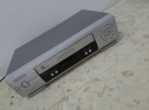 مشغل فيديو شريط كبير شغال ميا بل ميا