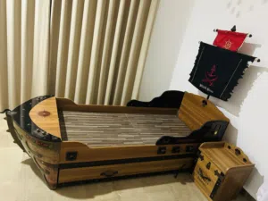 سرير أطفال للبيع Bed for kids for sale
