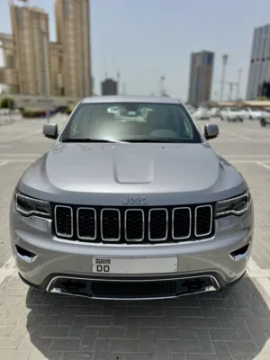 Jeep Grand Cherokee Limited V6 2021 – GCC Specs