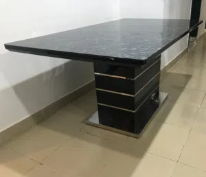 للبيع طاولة سفرة