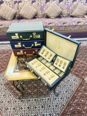 حقائب ادهان عود