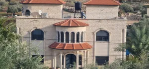 More than 6 bedrooms . More than 6 bathrooms . 500 m20