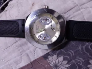 Analog Quartz Swatch watches for sale in Amman