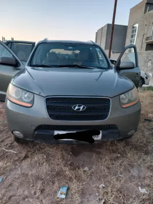 Used Hyundai Santa Fe in Tripoli